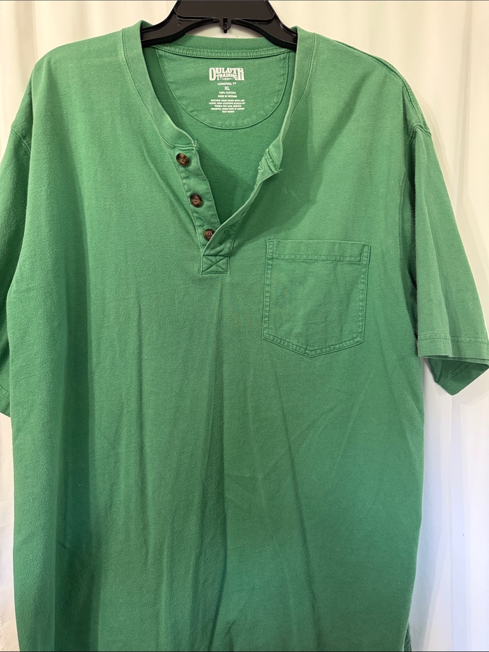 Duluth Trading Co Green Short-Sleeve Henley with Chest Pocket